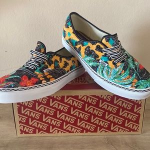 Vans shoes tropical print women’s 10 NewwBox